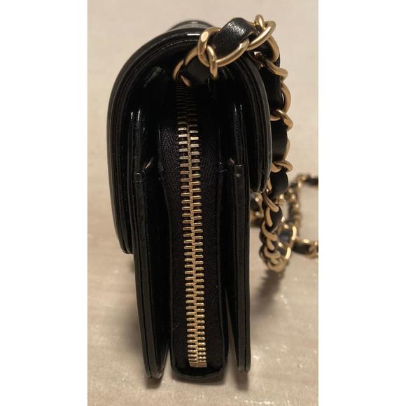 CHANEL Mini Black Patent Leather Classic Shoulder Bag - Picture 4 of 9